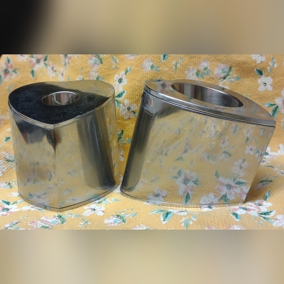 Pair of Vintage Stainless Steel Heart Shaped Votive & Taper Candle Holders🕯️ - Picture 16 of 16